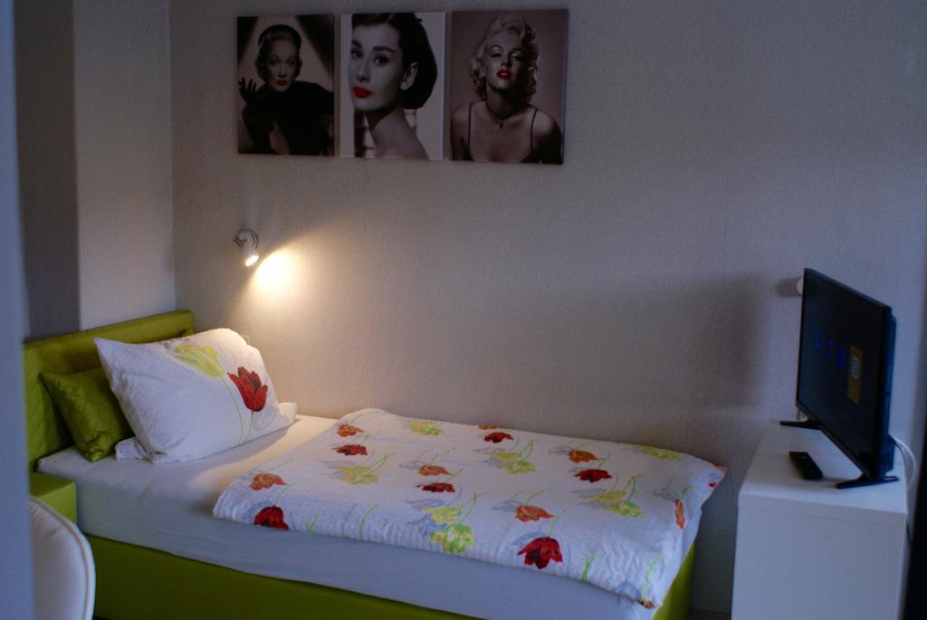Hotel Elfenberg Schieder-Schwalenberg Quarto foto